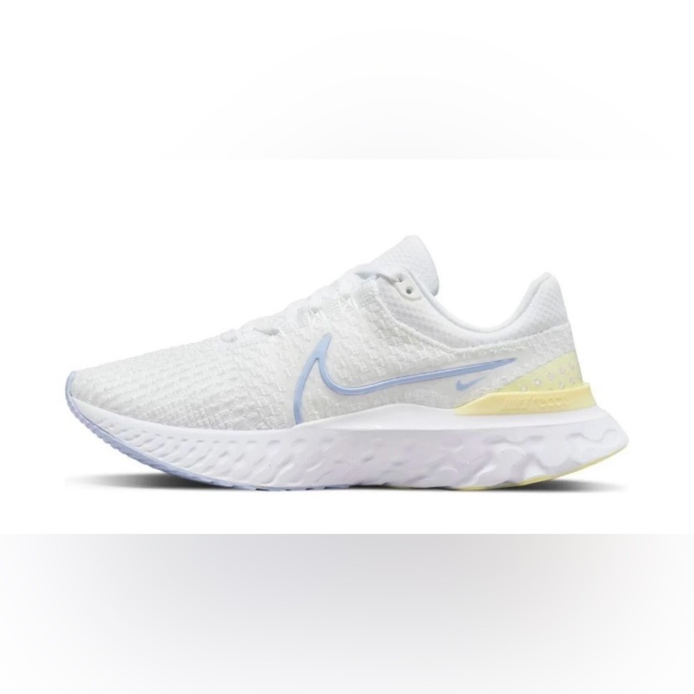Nike Women's React Infinity Run Flyknit 3 'White Light Marine' Running Shoes